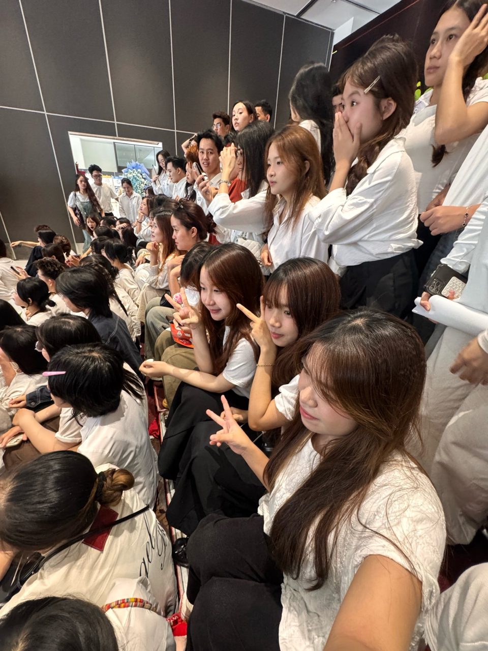 Sự kiện "Điểm Chạm"